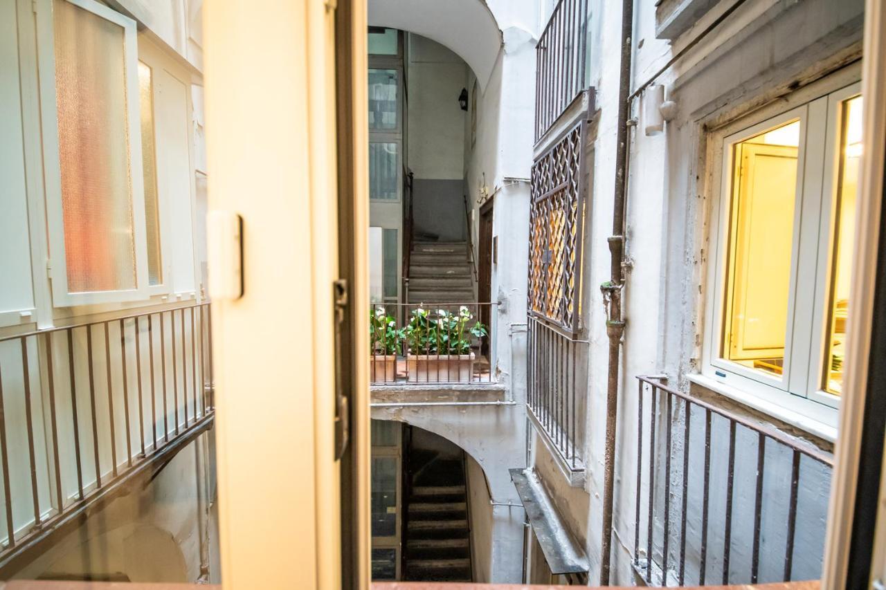 B&B Napoli Time Nápoles Exterior foto